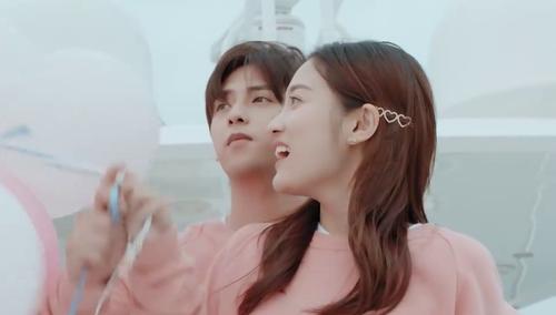 救援摄影师男孩