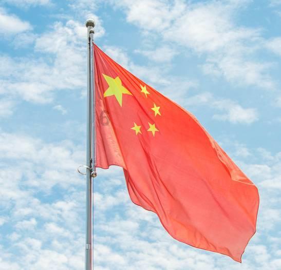 安妮公主太会打扮了，穿衣利落又大气，一点也不像73岁的人