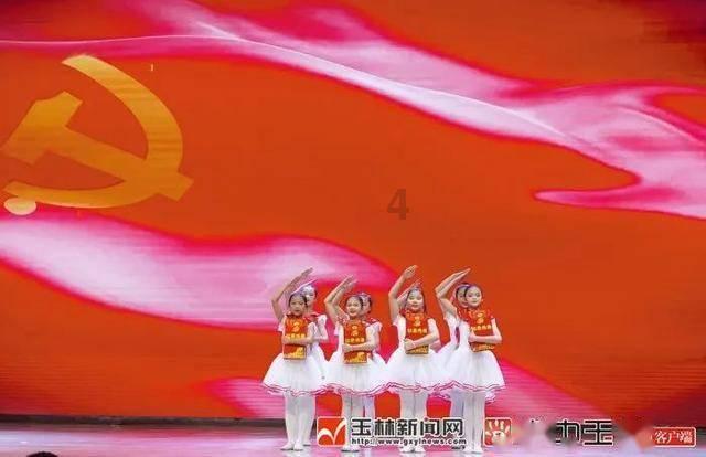 其实坏男人无非是得到女人的身体 幽默的男人也是得到女人的身体 所以不管什么男人都是一样 这就是本性？游戏画面