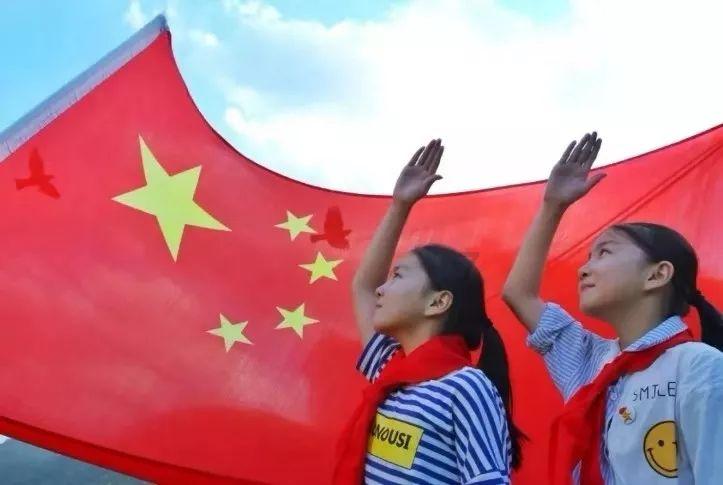 旋转的圆球