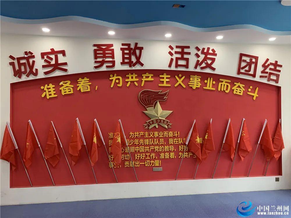 逃离神秘海底世界