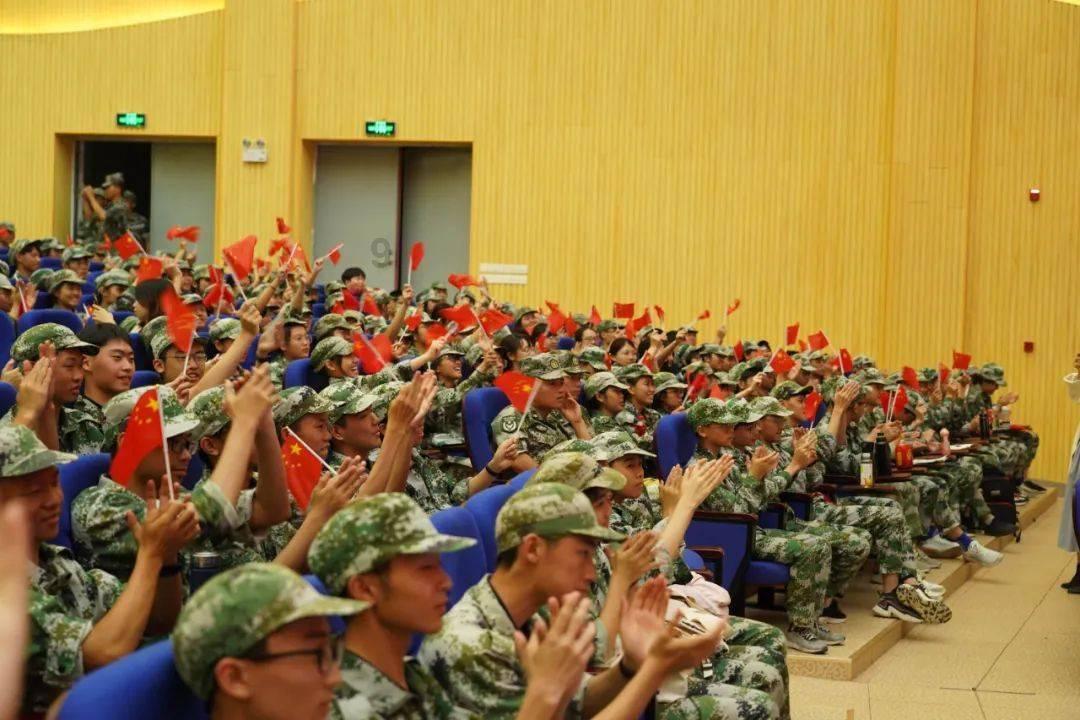口腔科内部“去渍白牙”的方法都在这了!牙齿黑黄的赶紧学起来!