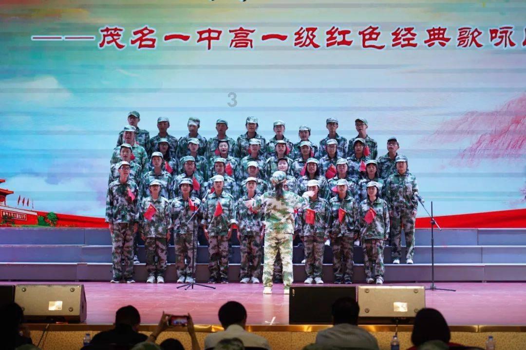 曾被前辈劝退,如今是收视女王,杨紫是如何走向事业巅峰的?