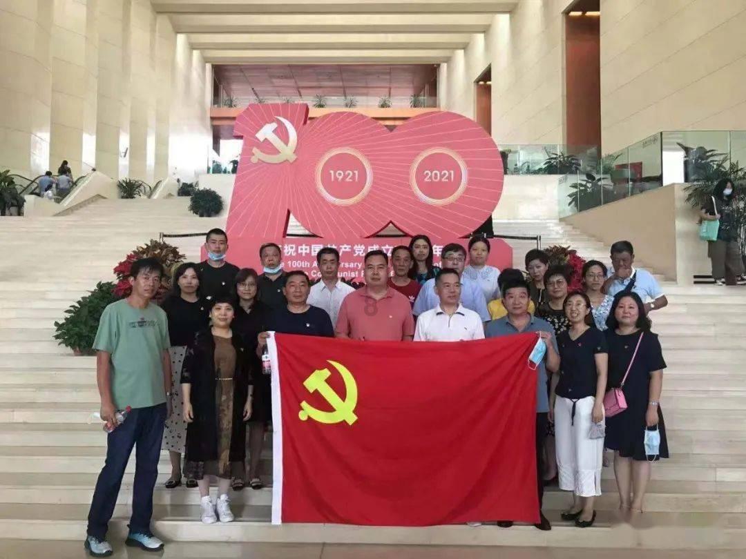 探索路飞、柯南、银时,这三大动漫人物你最喜欢谁?,开启知识星球之旅!