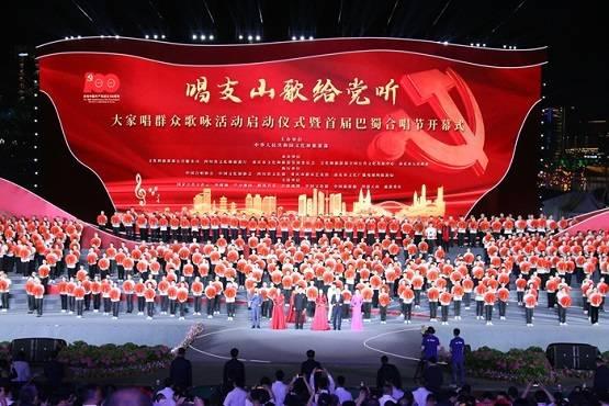 僵尸女友爱爬树