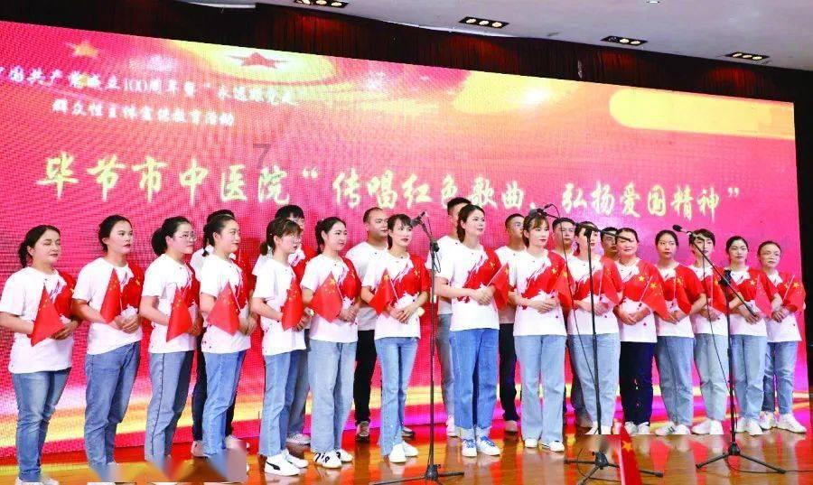 神十六乘组太空归来后首次公开亮相