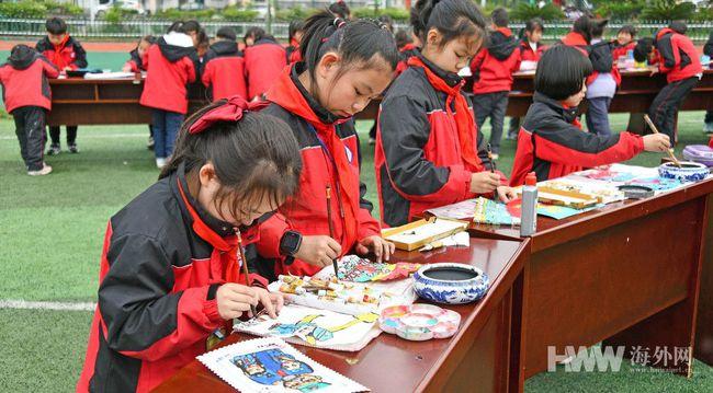 周鸿祎、傅盛决裂16年后首度同台：过去都不算事，要往前看，AI大模型机会还很多