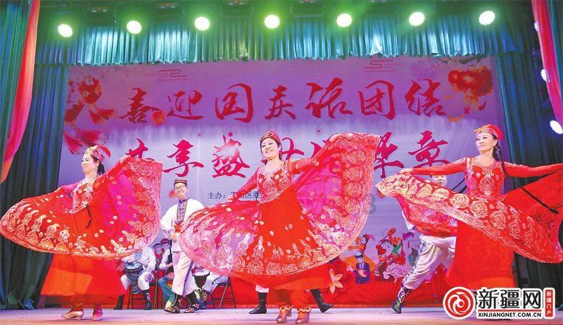佘诗曼获“三料视后”称号,首位令人认可的TVB获奖者