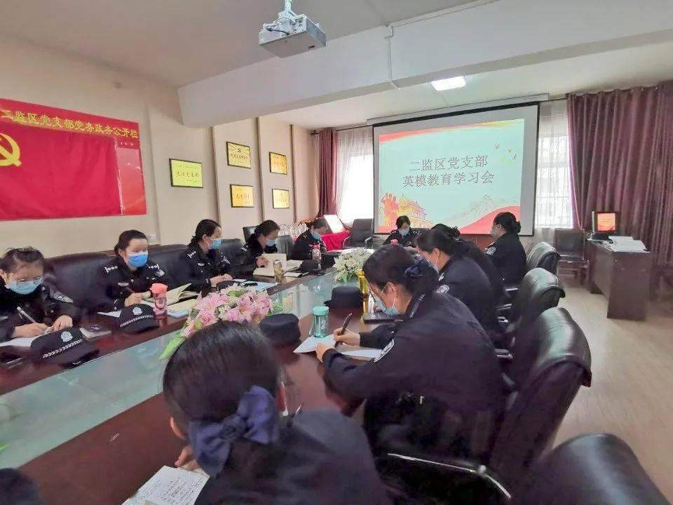 热带气旋来袭 澳大利亚数万人停电