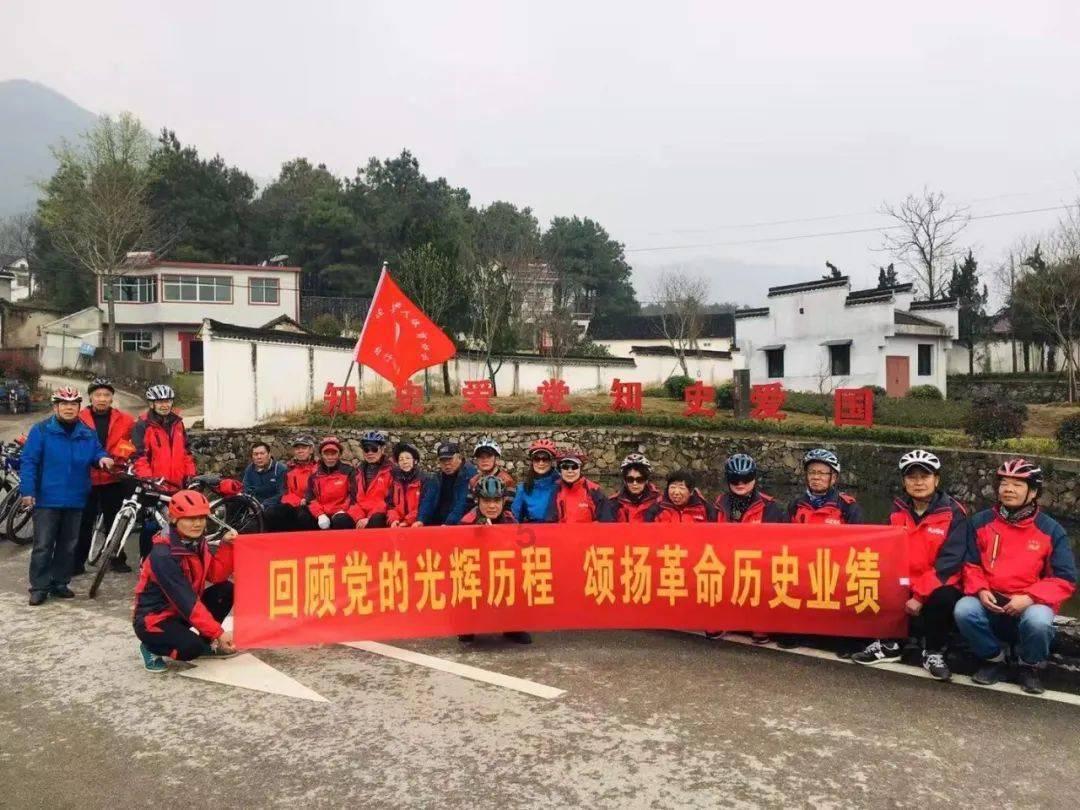 老公的前妻找他复婚，要跟我离婚怎么挽回？游戏画面