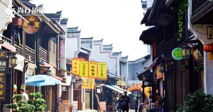 大丛林度假村逃生