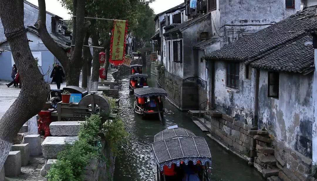黑暗六月,天降横祸