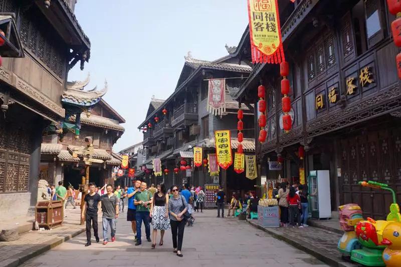 逃离蜥蜴森林
