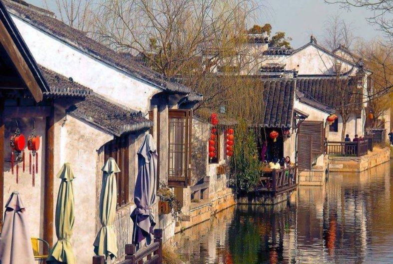 毁灭战士4