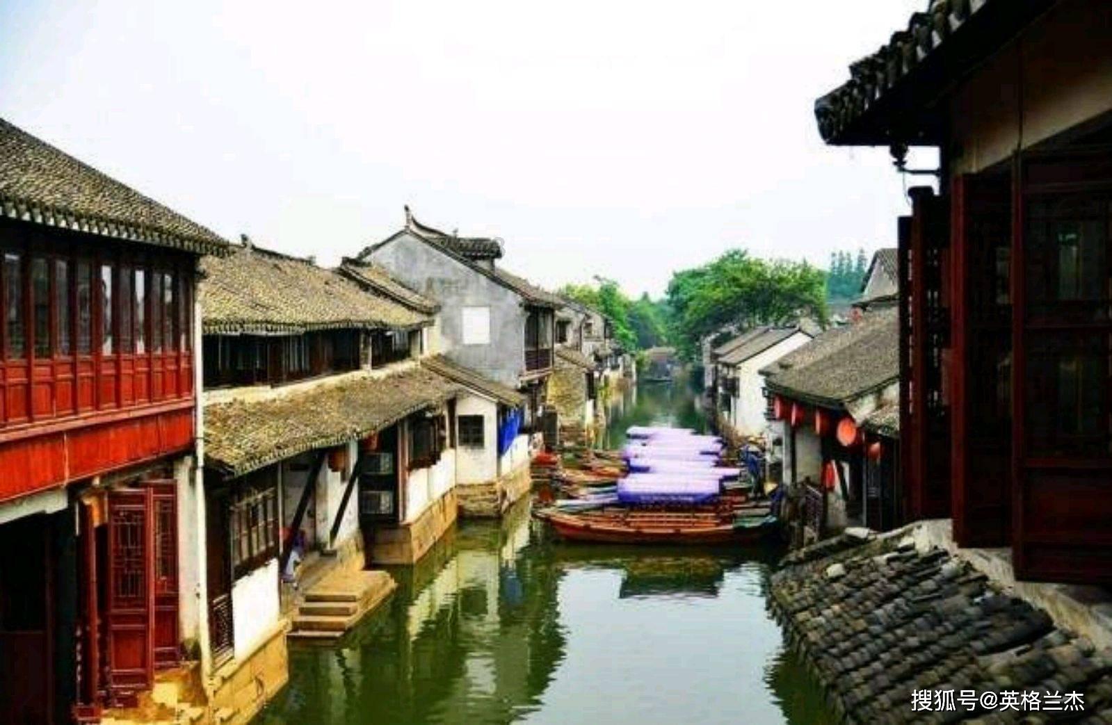 如何评价闫妮在电视剧《突围》中的表现？游戏画面