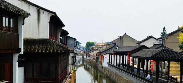罗马诺:本泽马现在不会离开沙特,卢卡库可能会在夏窗去沙特联赛