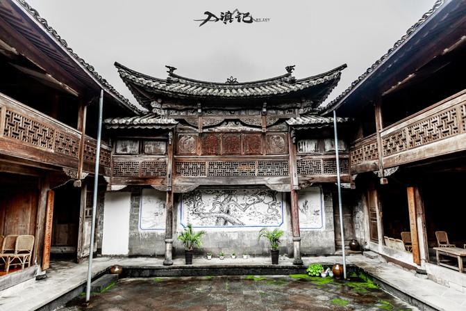 如何维系恋爱中的感情，有哪些增进感情的方法？游戏画面