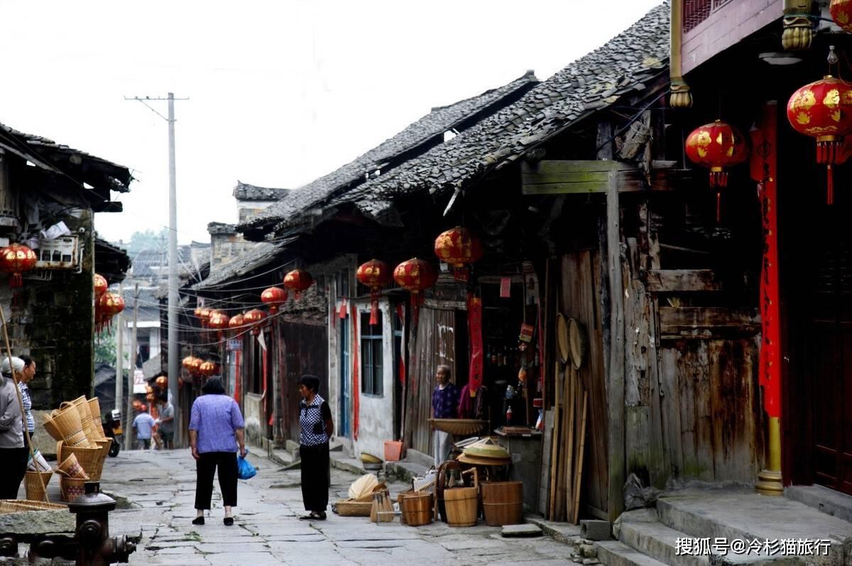 在佐助心里，鸣人是不是他重要的朋友？