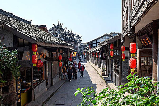 以青春之名，赴家乡之约！宁德团市委开展2024年宁籍优秀学子寒假返乡活动